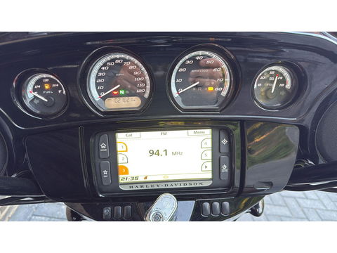 Harley Davidson 103 FLHX Streetglide Street Glide CVO mat bruin blackout