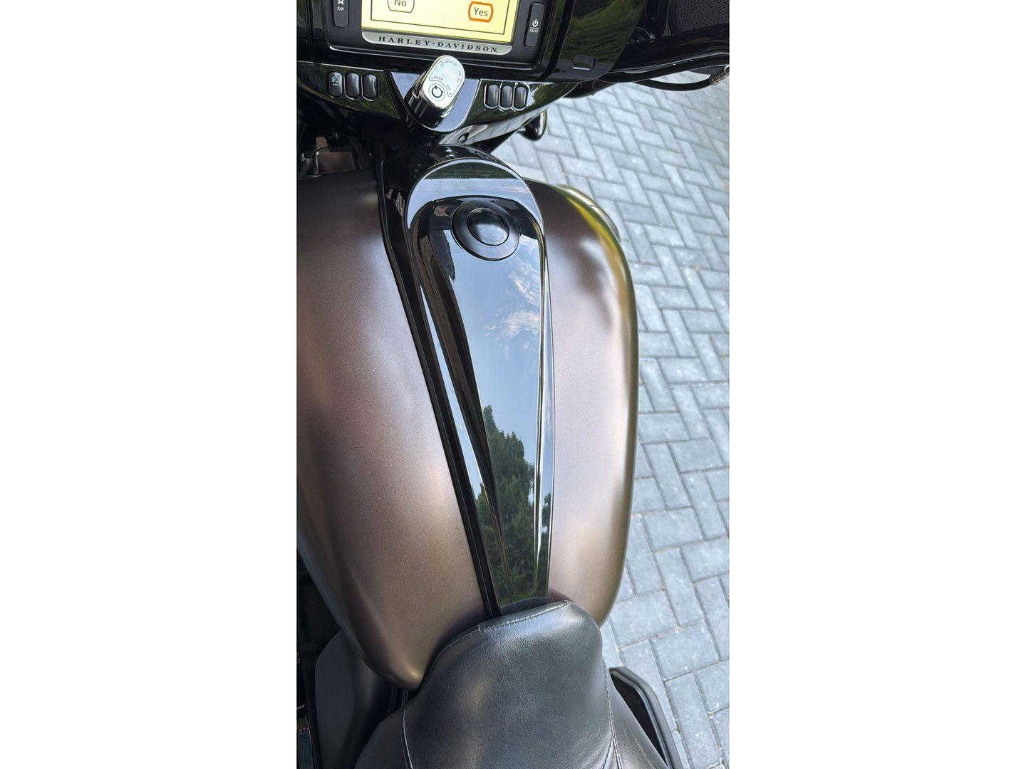 Harley Davidson 103 FLHX Streetglide Street Glide CVO mat bruin blackout