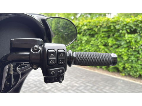Harley Davidson 103 FLHXS Street Glide Streetglide CVO Blackout