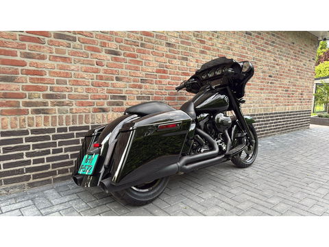 Harley Davidson 103 FLHXS Street Glide Streetglide CVO Blackout