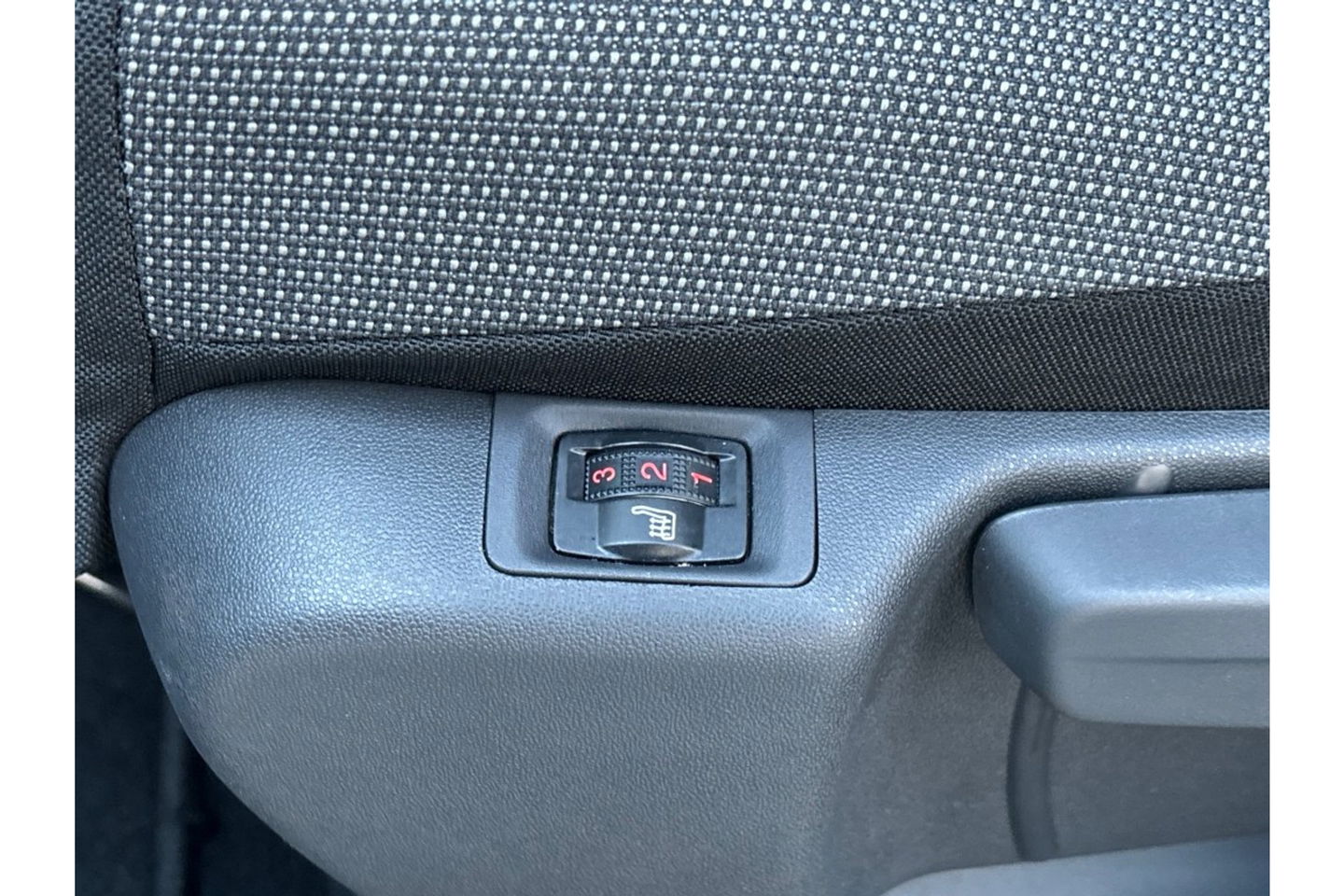 Citroën C3 Aircross 1.2 PT S&S FEEL AIRCO CARPLAY STOELVERW.