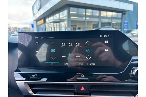 Citroën C4 1.2 PURETECH PLUS 130PK AUTOMAAT AIRCO PDC CARPLAY.