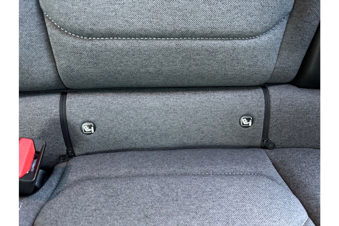 Citroën C4 1.2 PURETECH PLUS 130PK AUTOMAAT AIRCO PDC CARPLAY.