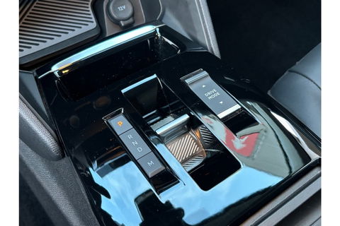 Citroën C4 1.2 PURETECH PLUS 130PK AUTOMAAT AIRCO PDC CARPLAY.