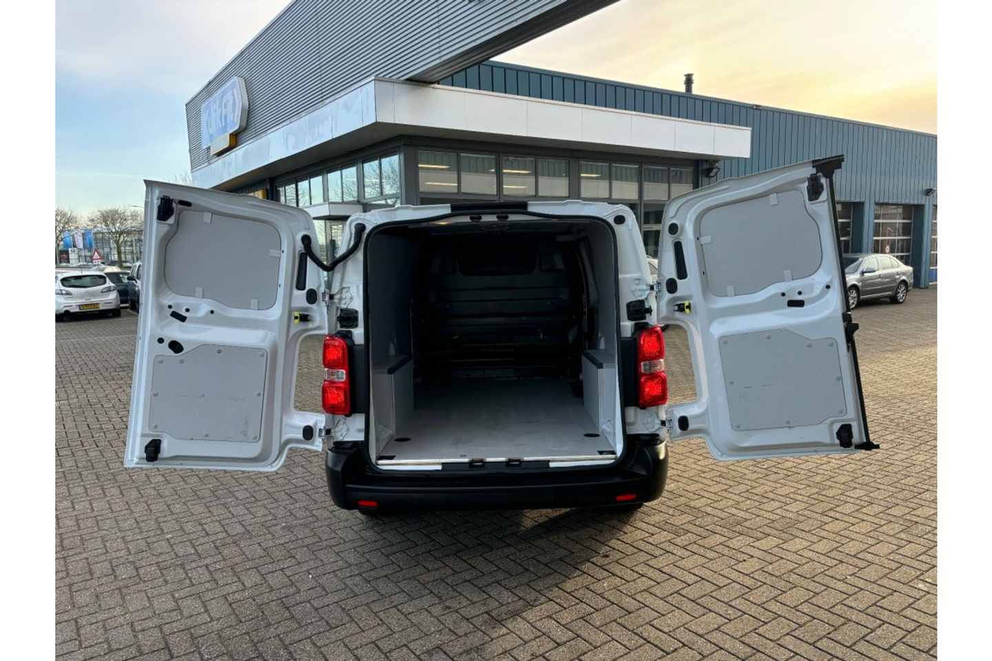 Fiat Scudo 2.0 MULTIJET L2H1 145PK AIRCO PDC SCHUIFDEUR.