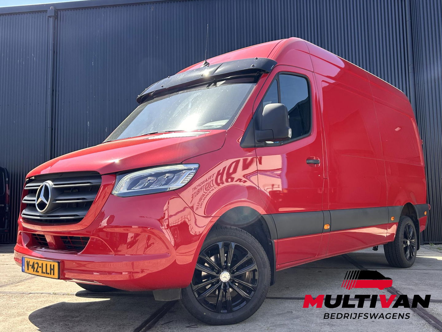 Mercedes-Benz Sprinter 319 3.0 V6 L2H2 | LED | 18 inch | Groot Scherm | 190PK