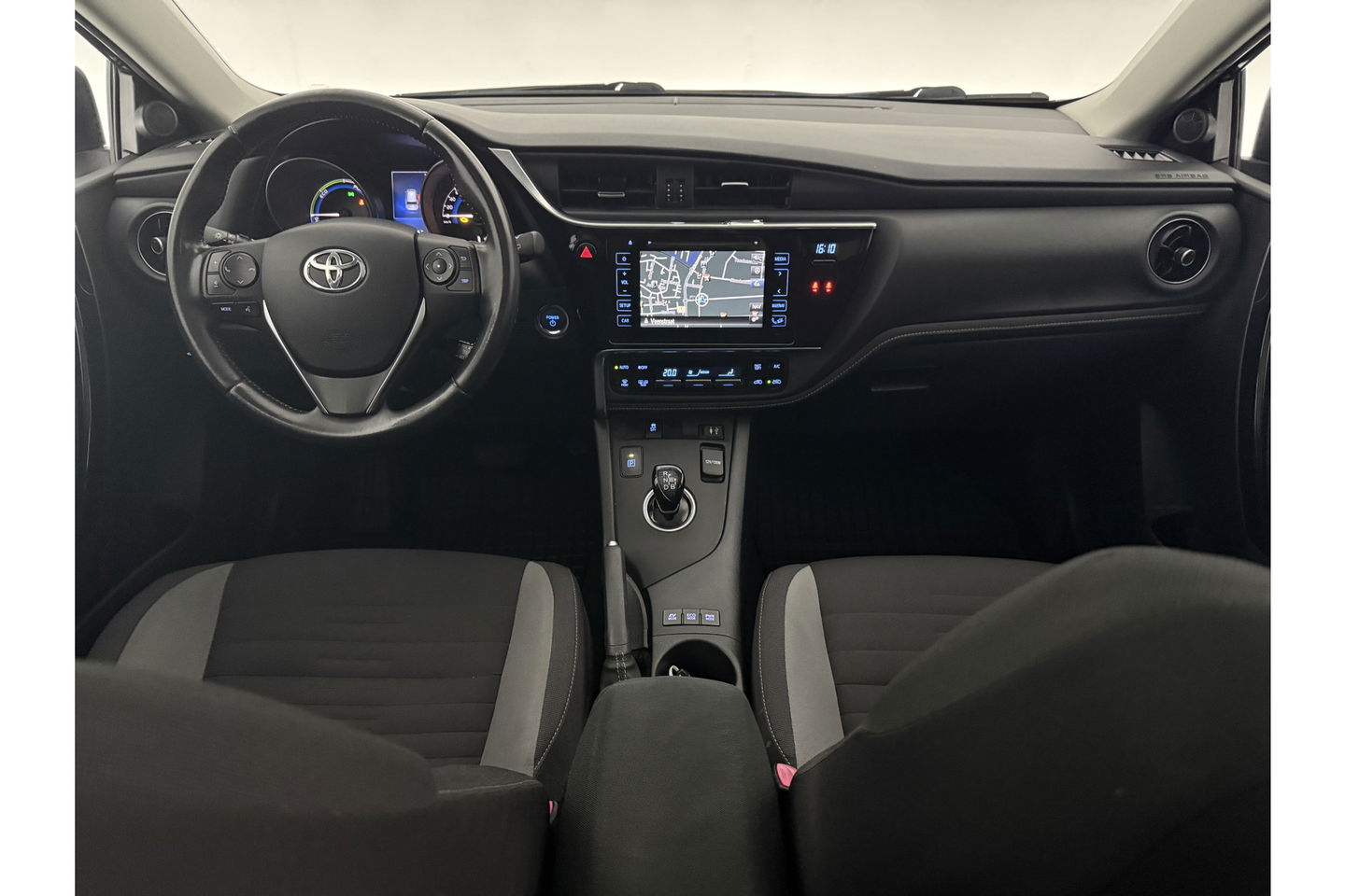Toyota Auris 1.8 Hybrid Pano View LED Camera Clima Cruise Navigatie 16"LMV