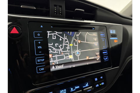 Toyota Auris 1.8 Hybrid Pano View LED Camera Clima Cruise Navigatie 16"LMV