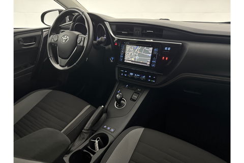 Toyota Auris 1.8 Hybrid Pano View LED Camera Clima Cruise Navigatie 16"LMV