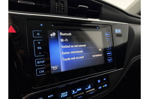 Toyota Auris 1.8 Hybrid Pano View LED Camera Clima Cruise Navigatie 16"LMV