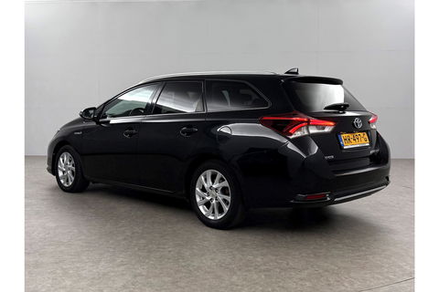 Toyota Auris 1.8 Hybrid Pano View LED Camera Clima Cruise Navigatie 16"LMV