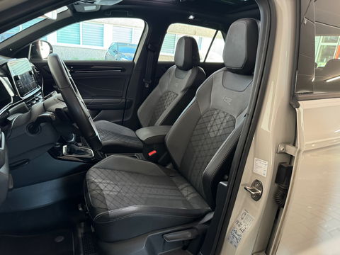 Volkswagen T-Roc 1.5 TSI R-Line Pano|Beats|Keyl|Camera|Dodeh