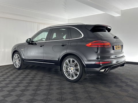 Porsche Cayenne 3.0 S E-Hybrid Aut. *PANO | LUXURY-LEATHER | BI-XENON | SPORT-CHRONO | MEMORY-PACK | BOSE-SOUND | AIR-SUSPENSION | HEATED-SPORT-SEATS | NAVI-FULLMAP | DAB+ | CAMERA | SHIFT-PADDLES | TOWBAR | 21''ALU *