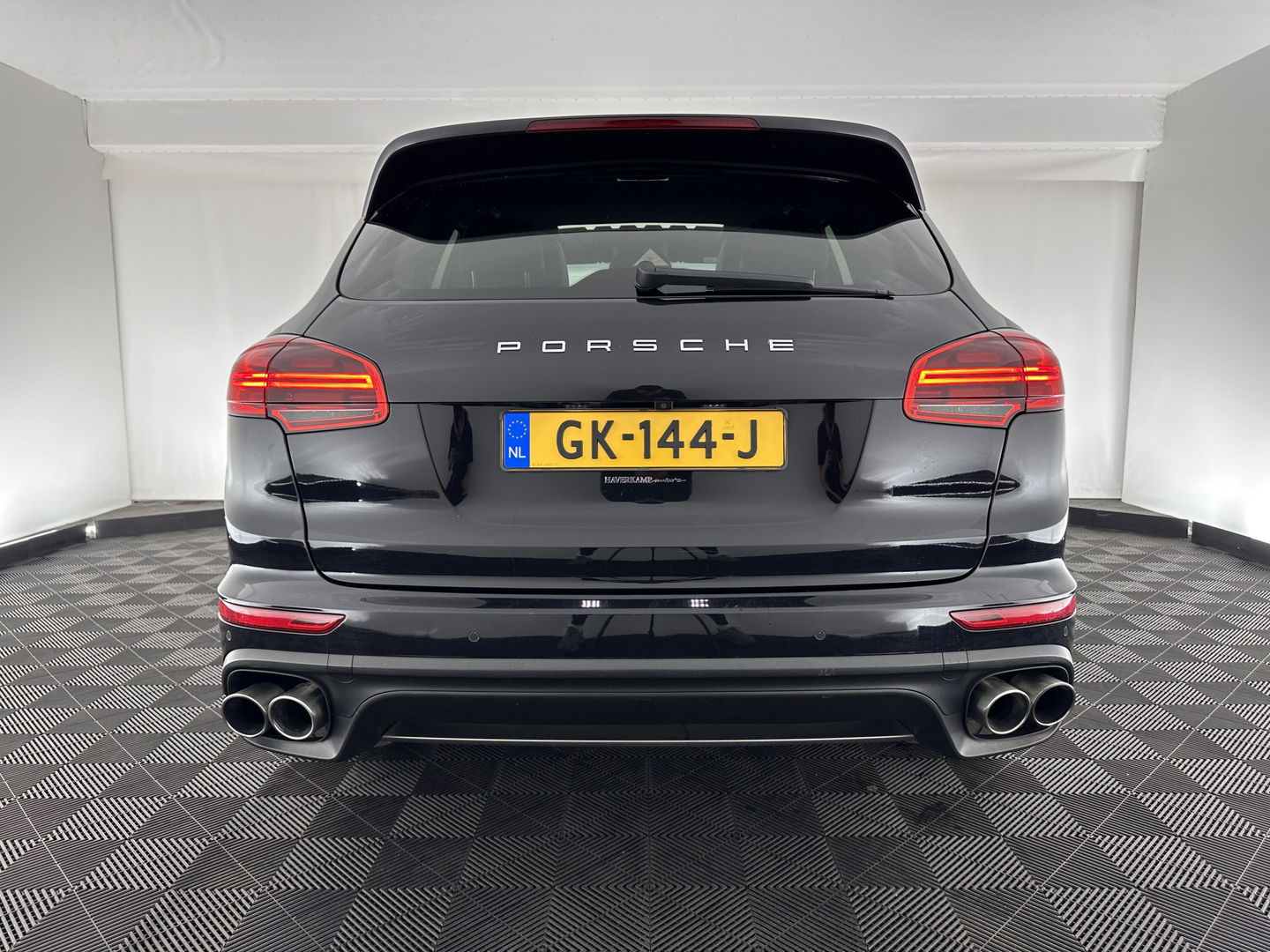 Porsche Cayenne 3.0 S E-Hybrid Aut. *PANO | LUXURY-LEATHER | BI-XENON | SPORT-CHRONO | MEMORY-PACK | BOSE-SOUND | AIR-SUSPENSION | HEATED-SPORT-SEATS | NAVI-FULLMAP | DAB+ | CAMERA | SHIFT-PADDLES | TOWBAR | 21''ALU *