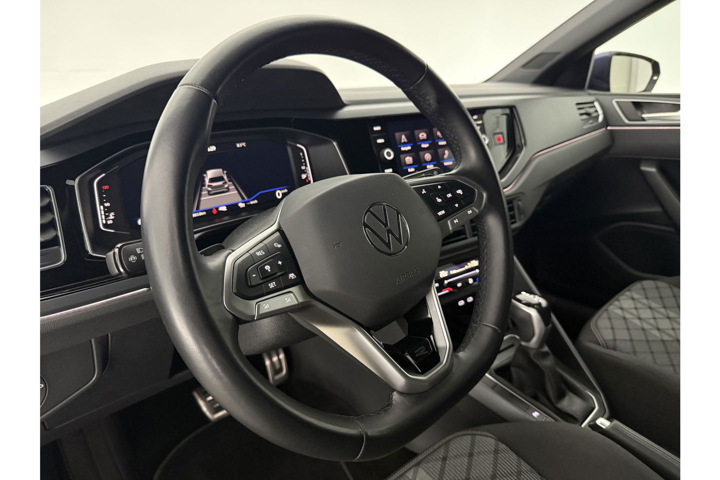 Volkswagen Polo 1.0 TSI R-line DSG IQ-Lights LED Adaptive Cruise Camera Carplay Clima Virtual PDC 17"LMV Stoelverw.