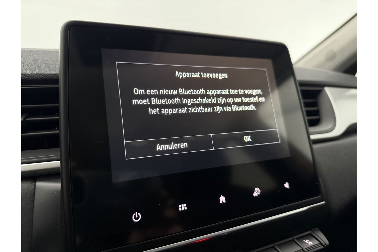 Renault Captur 1.0 TCe Zen Clima Carplay LED Trekhaak PDC 17"LMV Stoelverwarming