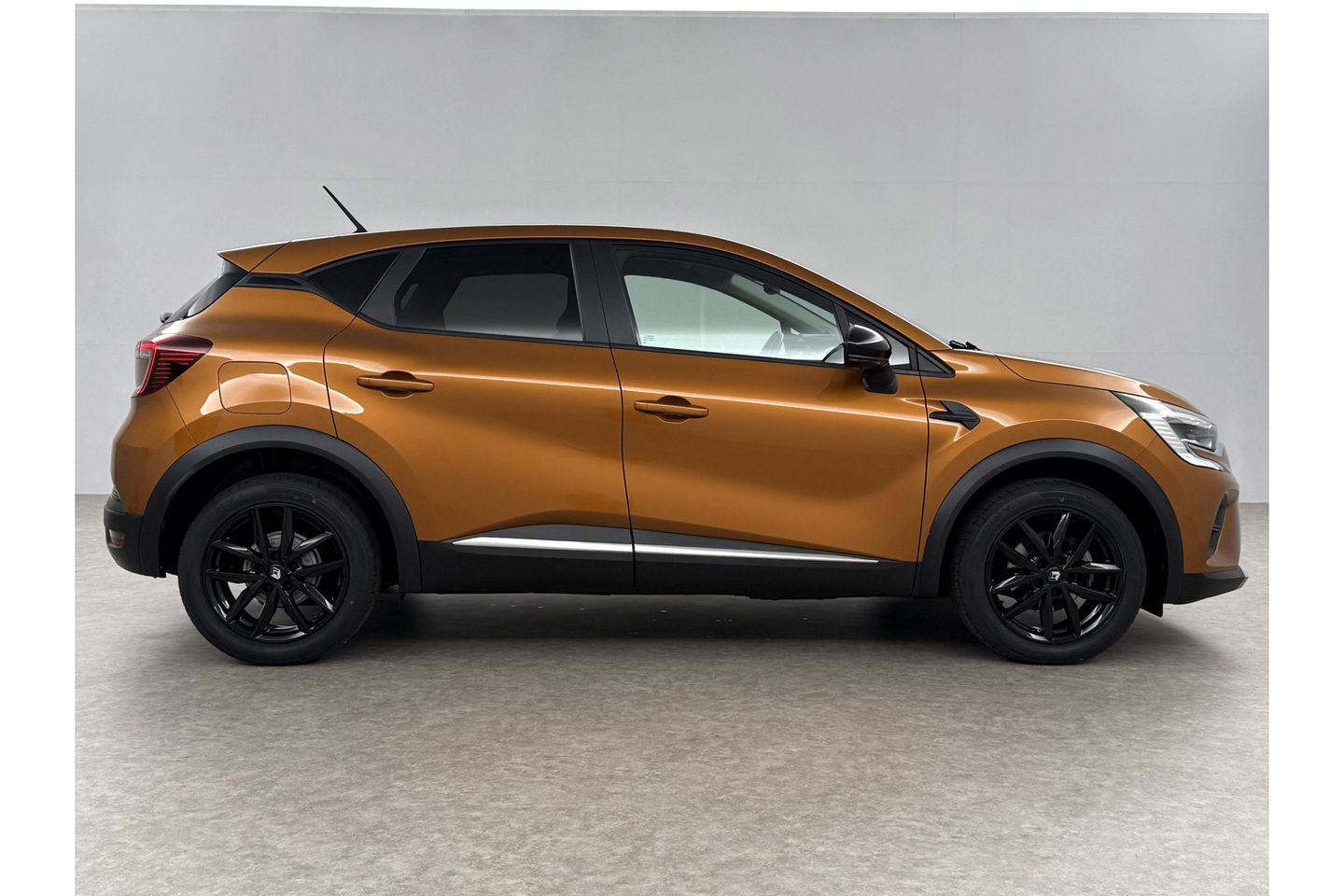 Renault Captur 1.0 TCe Zen Clima Carplay LED Trekhaak PDC 17"LMV Stoelverwarming