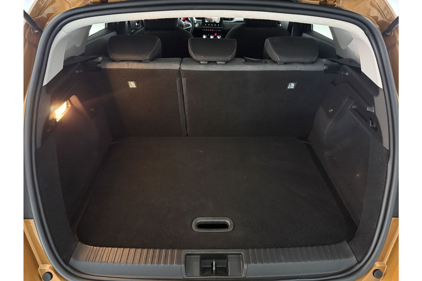 Renault Captur 1.0 TCe Zen Clima Carplay LED Trekhaak PDC 17"LMV Stoelverwarming