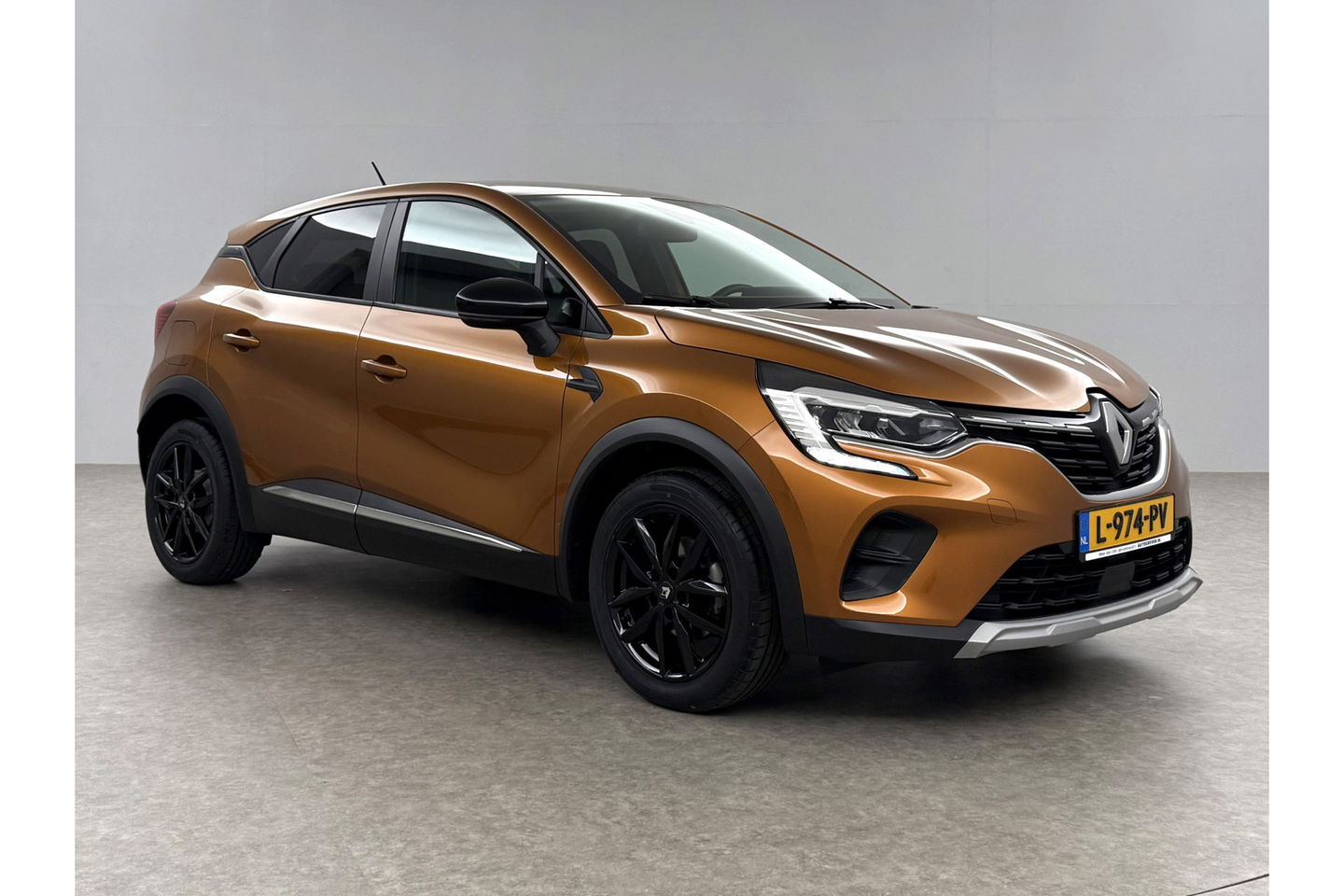 Renault Captur 1.0 TCe Zen Clima Carplay LED Trekhaak PDC 17"LMV Stoelverwarming