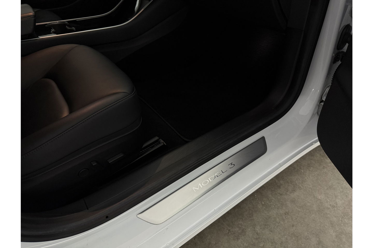 Tesla Model 3 Long Range AWD 75 kWh 351PK 360Camera Autopilot LED Pano View Leder 19"LMV Cruise Clima Navi PDC Memory-Seats