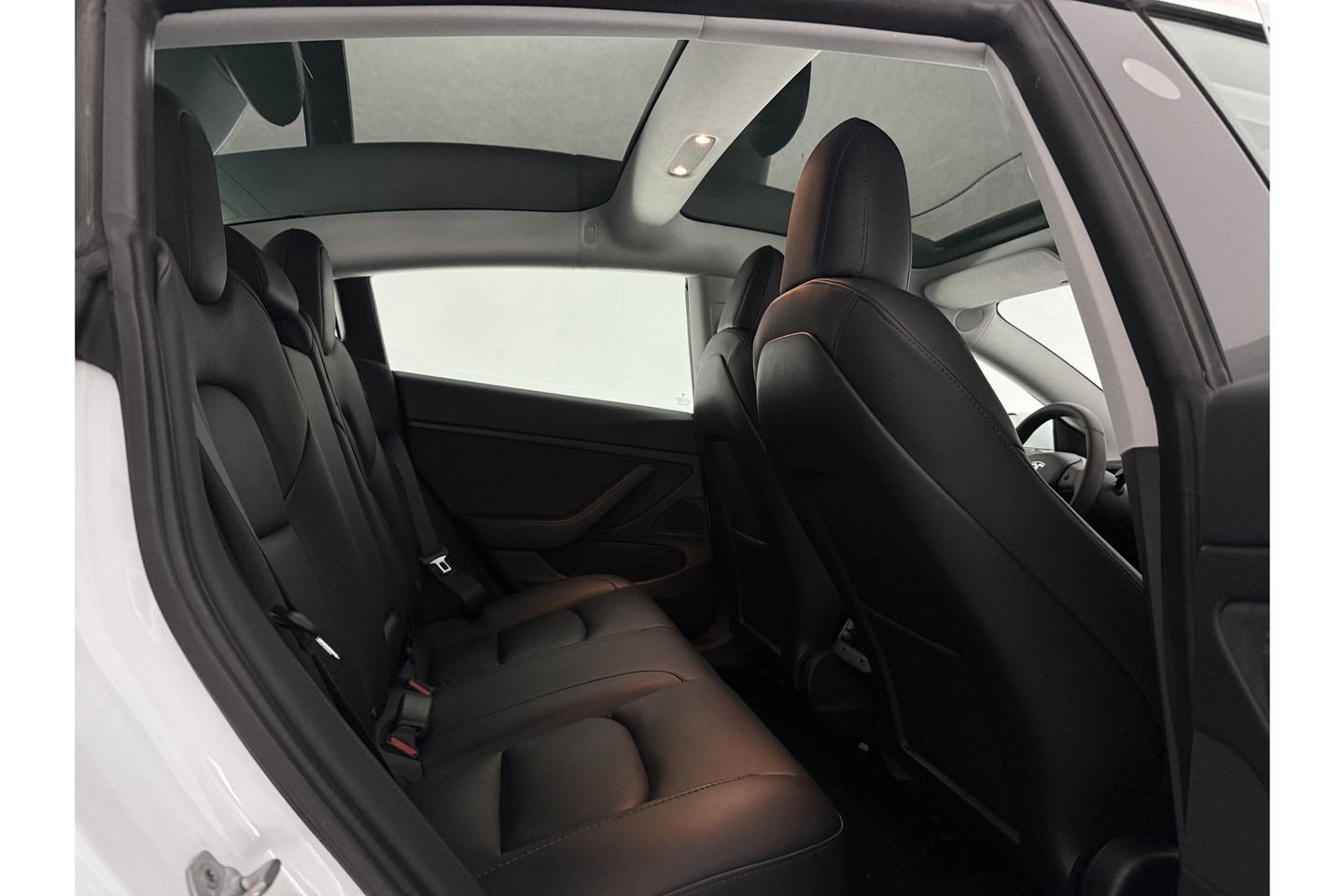 Tesla Model 3 Long Range AWD 75 kWh 351PK 360Camera Autopilot LED Pano View Leder 19"LMV Cruise Clima Navi PDC Memory-Seats