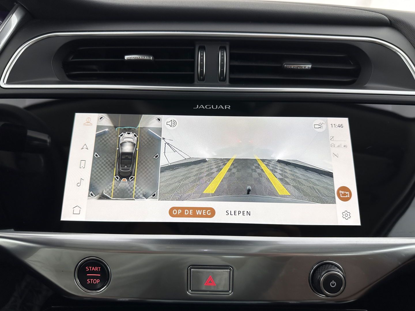 Jaguar I-PACE EV320 S AWD Business Pack 90 kWh [ 3-Fase ] (INCL-BTW) *LUXURY-LEATHER | FULL-LED | MERIDIAN-AUDIO | DIGI-COCKPIT | KEYLESS | DAB+ | NAVI-FULLMAP | ECC | HEATED-COMFORTSEATS | PDC | SURROUND-VIEW | CRUISE | LANE-ASSIST | TOWBAR | 20''A