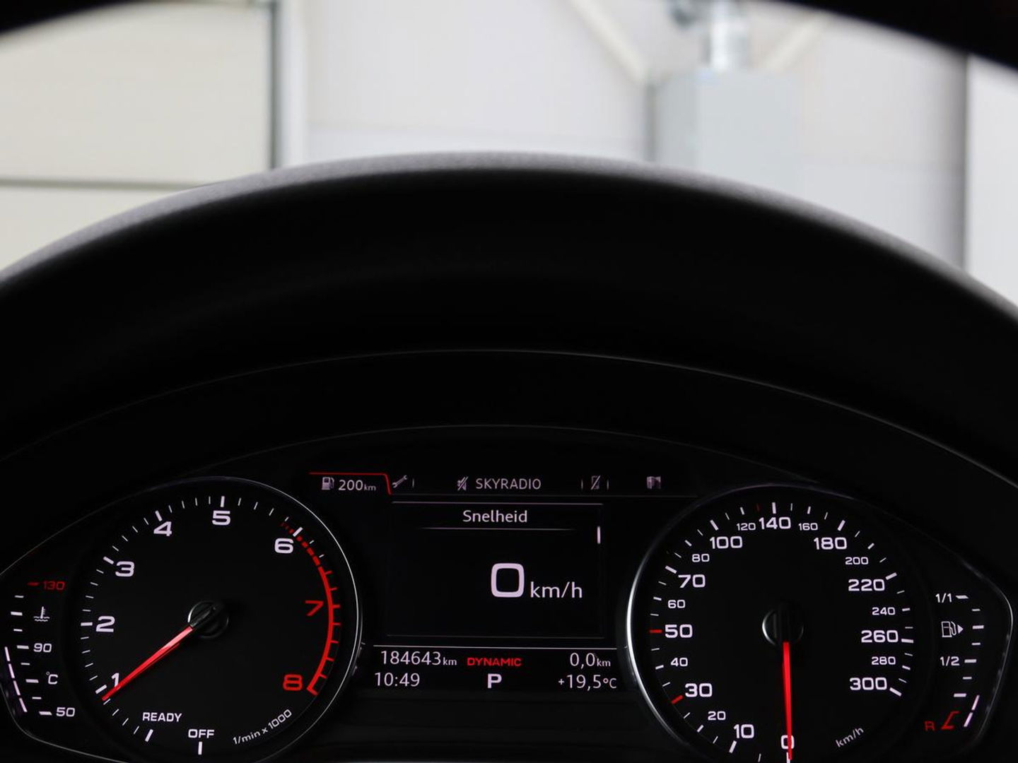 Audi A4 Avant 1.4 TFSI Sport S line black edition | Sfeerverlichting | Automaat | Navi | Cruise Control | Leder | LMV 19 |