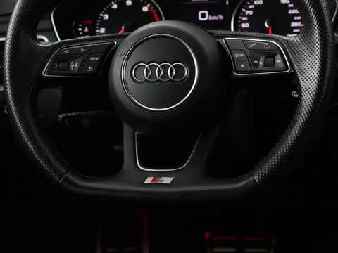 Audi A4 Avant 1.4 TFSI Sport S line black edition | Sfeerverlichting | Automaat | Navi | Cruise Control | Leder | LMV 19 |