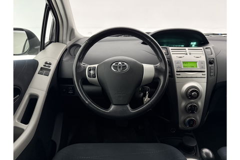 Toyota Yaris 1.3 VVTi Sol MMT | APK tot 11-2025 | Automaat Airco Elektrpakket Radio