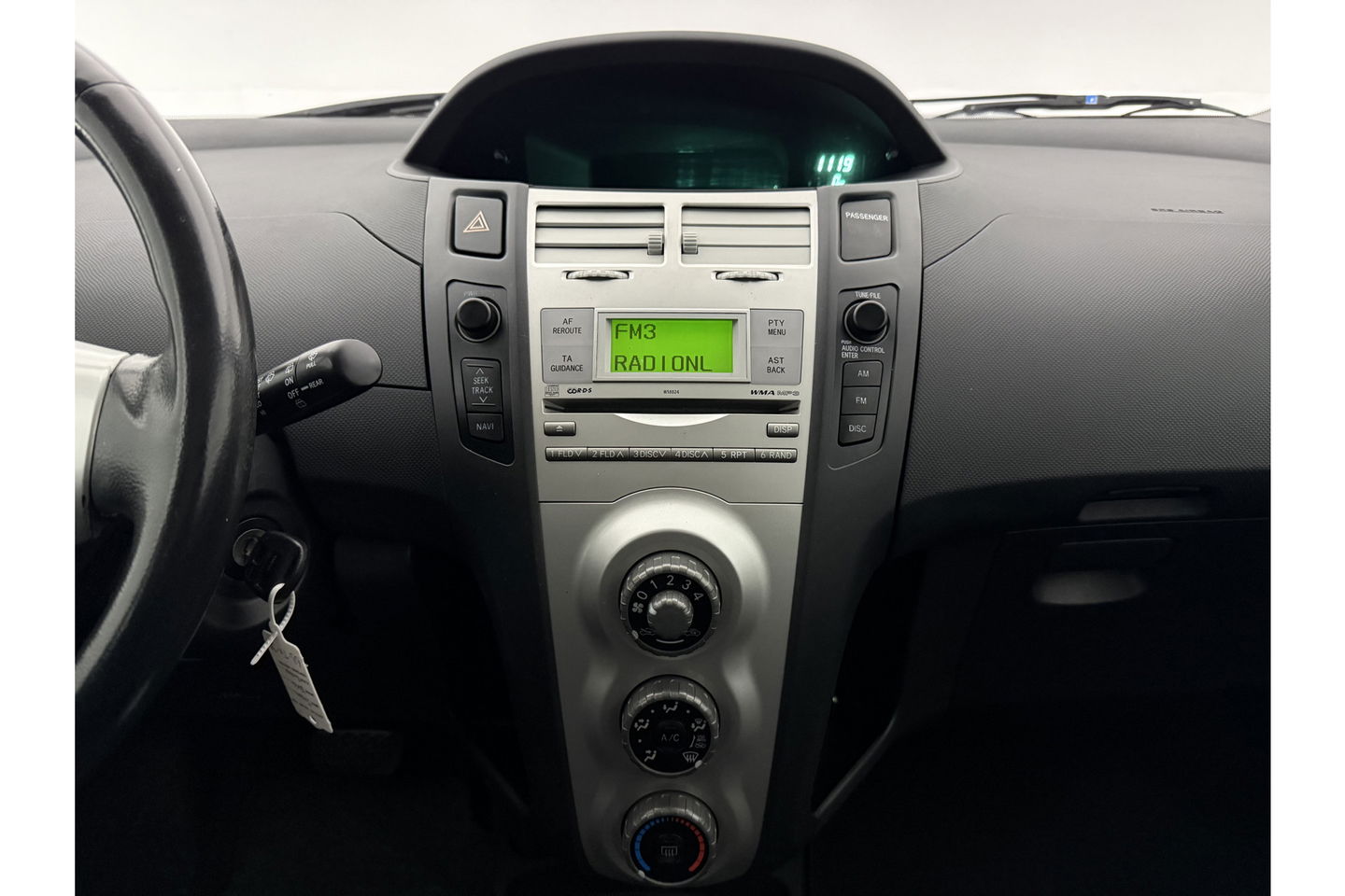 Toyota Yaris 1.3 VVTi Sol MMT | APK tot 11-2025 | Automaat Airco Elektrpakket Radio