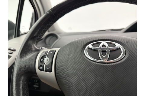 Toyota Yaris 1.3 VVTi Sol MMT | APK tot 11-2025 | Automaat Airco Elektrpakket Radio