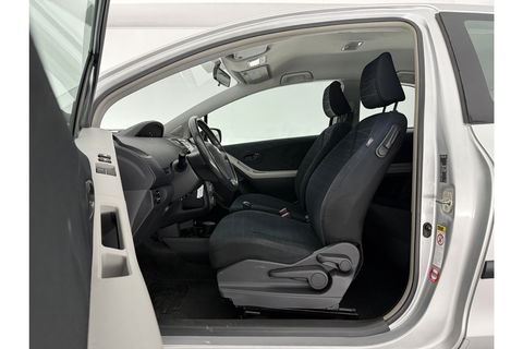 Toyota Yaris 1.3 VVTi Sol MMT | APK tot 11-2025 | Automaat Airco Elektrpakket Radio