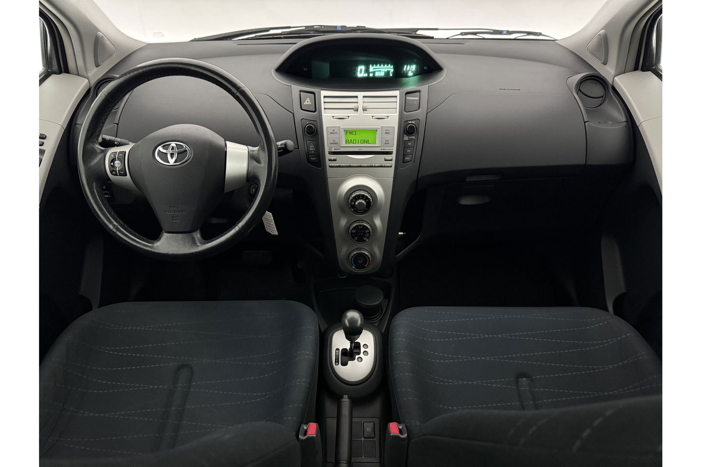 Toyota Yaris 1.3 VVTi Sol MMT | APK tot 11-2025 | Automaat Airco Elektrpakket Radio
