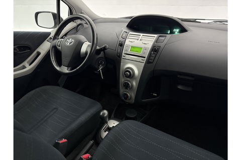 Toyota Yaris 1.3 VVTi Sol MMT | APK tot 11-2025 | Automaat Airco Elektrpakket Radio