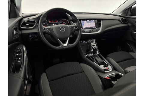 Opel Grandland X 1.2 Turbo Ultimate Pano View LED Camera Carplay Trekhaak Navi Clima Cruise 18"LMV PDC