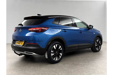 Opel Grandland X 1.2 Turbo Ultimate Pano View LED Camera Carplay Trekhaak Navi Clima Cruise 18"LMV PDC