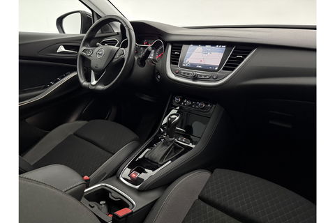 Opel Grandland X 1.2 Turbo Ultimate Pano View LED Camera Carplay Trekhaak Navi Clima Cruise 18"LMV PDC