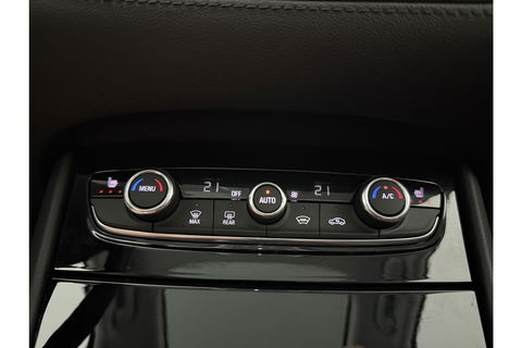 Opel Grandland X 1.2 Turbo Ultimate Pano View LED Camera Carplay Trekhaak Navi Clima Cruise 18"LMV PDC