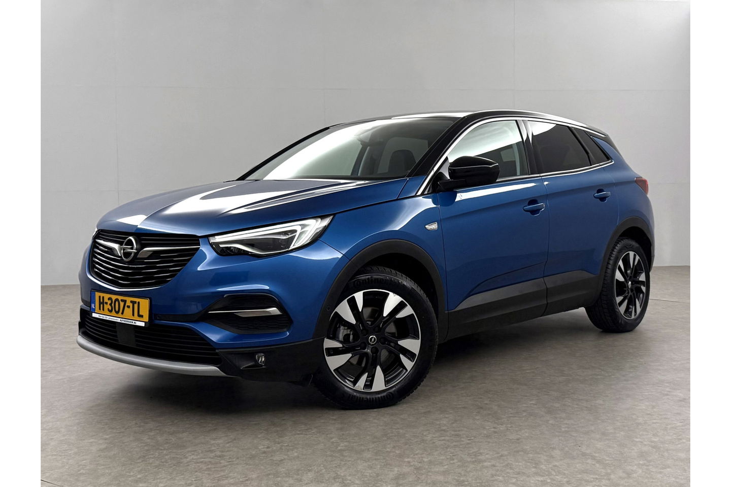 Opel Grandland X 1.2 Turbo Ultimate Pano View LED Camera Carplay Trekhaak Navi Clima Cruise 18"LMV PDC