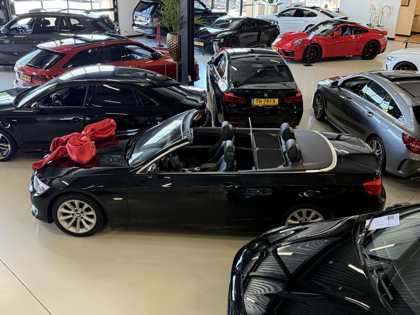 BMW 3 Serie Cabrio 320i 163PK / High Executive / 2012 / M-Sport /