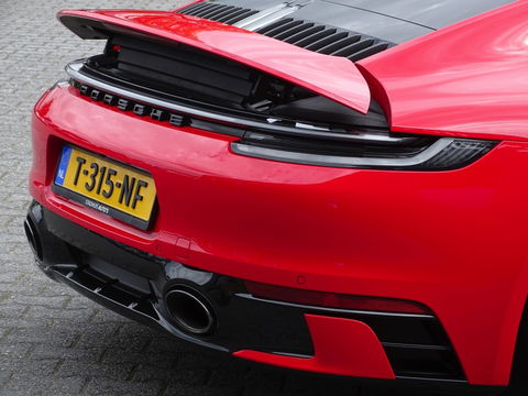Porsche 911 992 3.0 Carrera S 451PK Sport Design / 2021 / LED