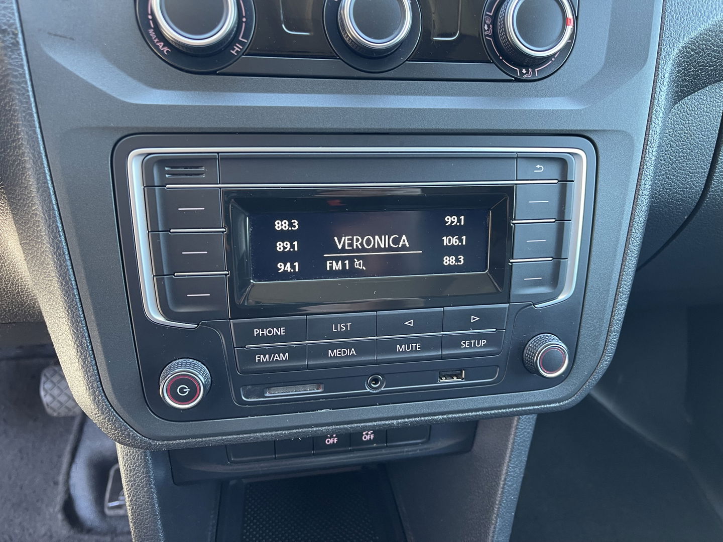Volkswagen Caddy 2.0 TDI L1H1 BMT Economy Business / koeltransport / geïsoleerde laadruimte / geen koelmotor / airco / cruise / euro 6 diesel / bpm vrij / rijklaar € 12.950 ex btw