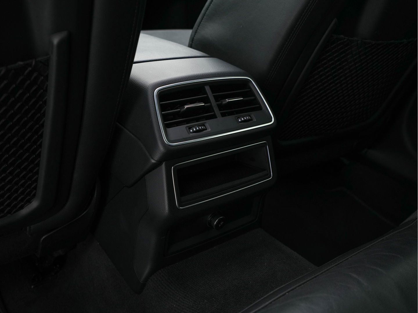 Audi A6 Avant 50 TDI Quattro Sport Pro Line S-Line Aut. *PANO | DIGI-COCKPIT | FULL-LED | LEDER-ALCANTARA | ADAPTIVE-CRUISE | HEATED-SPORT-SEATS | MEMORY-PACK | CAMERA | NAVI-FULLMAP  | ECC | SHIFT-PADDLES | KEYLESS | PDC | TOWBAR | 20''ALU *
