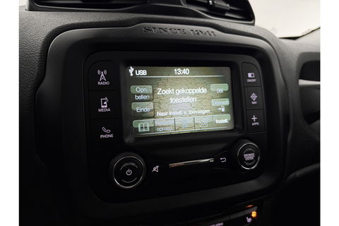 Jeep Renegade 1.4 MultiAir 141PK Airco Cruise Navi PDC 17"LMV Stoel/Stuurverwarming