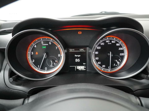 Suzuki Swift 1.2 Select Smart Hybrid