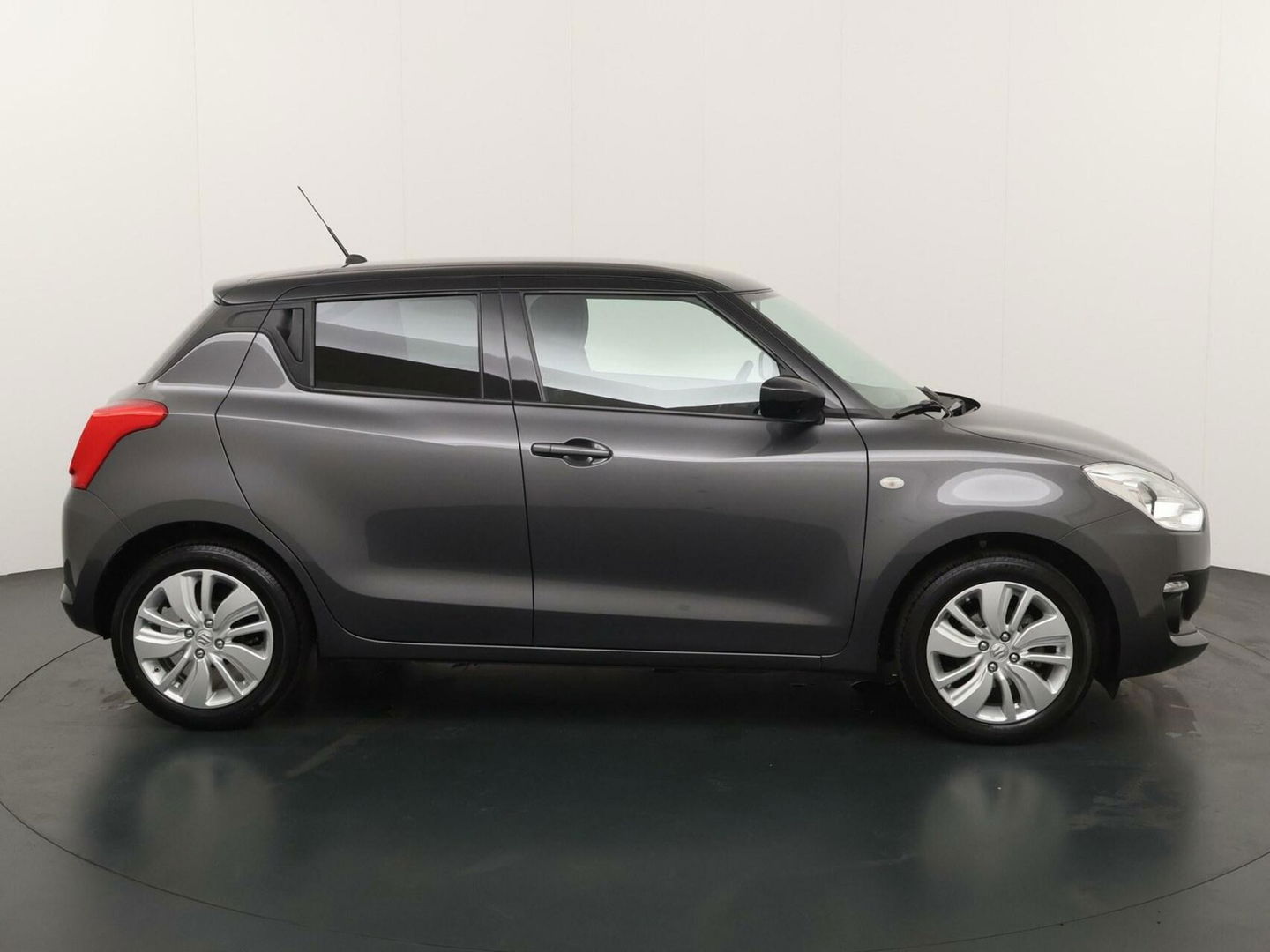 Suzuki Swift 1.2 Select Smart Hybrid