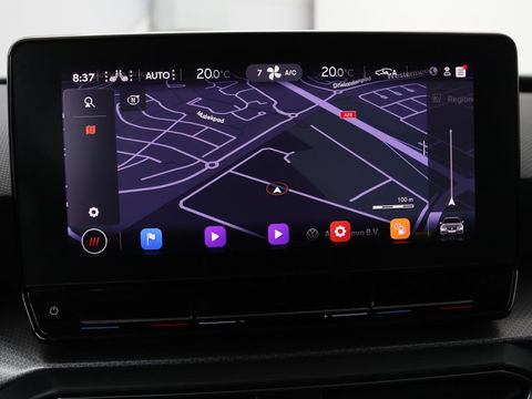 SEAT Leon 1.5 eTSI Style | Stoel & stuurverwarming | Carplay | Navigatie | Full LED | Climate control | Parkeerhulp | Cruise control