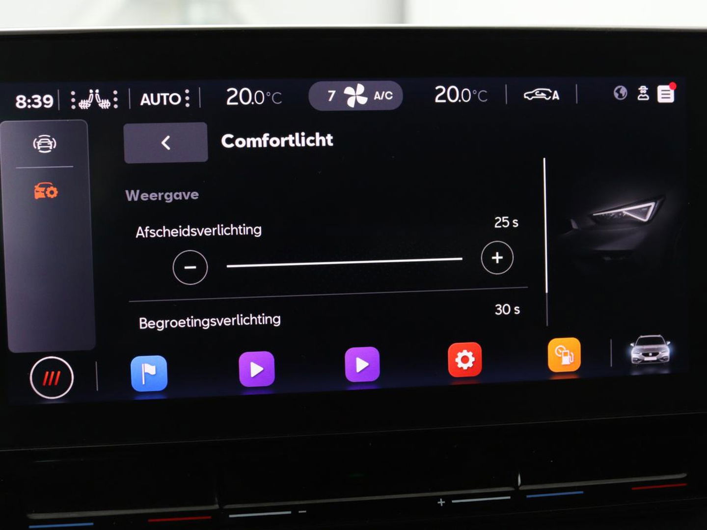 SEAT Leon 1.5 eTSI Style | Stoel & stuurverwarming | Carplay | Navigatie | Full LED | Climate control | Parkeerhulp | Cruise control