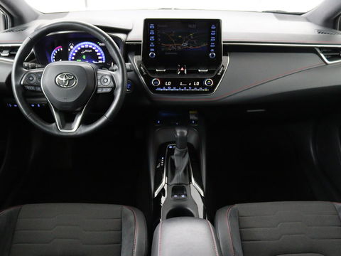 Toyota Corolla 2.0 Hybrid GR-Sport | Stoel & stuurverwarming | Camera | Adaptive cruise | Sportstoelen | Park Assist | Half leder | Full LED | Keyless
