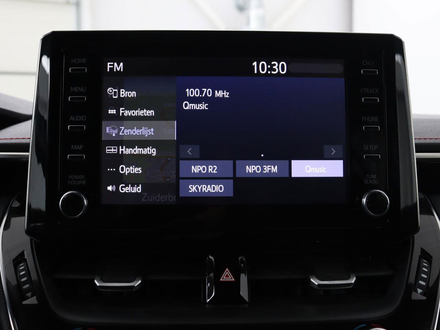 Toyota Corolla 2.0 Hybrid GR-Sport | Stoel & stuurverwarming | Camera | Adaptive cruise | Sportstoelen | Park Assist | Half leder | Full LED | Keyless